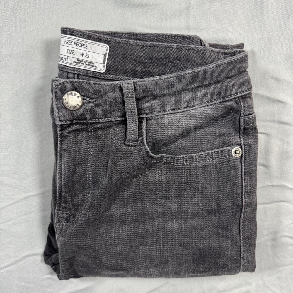 Free‎ People Gray Frayed Hem Cropped Flare Jeans Women's Size W25